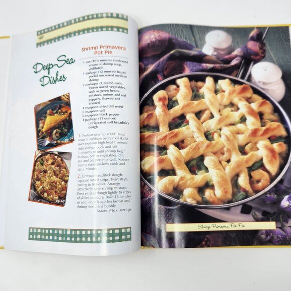 All-Time Favorite Casseroles Cookbook By Publications International w Photos - Picture 10 of 11
